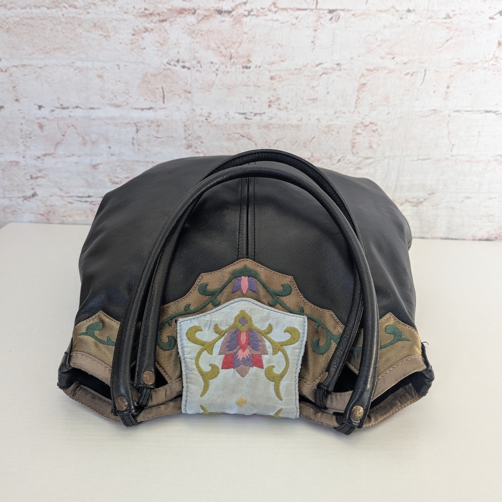 Papillon Vintage Elegant Black Leather Tote Bag - Picture 8 of 12